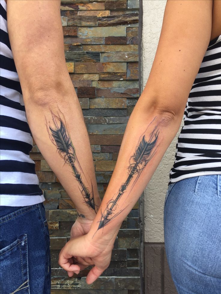 28 Arrow Tattoo Ideas 2025 for Women &#038; Men – Meaningful Designs &#038; Friendship Tattoos