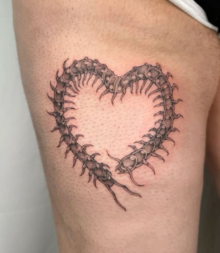 31 Centipede Tattoo Ideas 2025: Blackwork, Traditional, Tokyo Ghoul, Spider Lily, Skull, Giant Back
