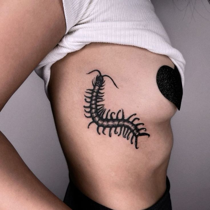 31 Centipede Tattoo Ideas 2025: Blackwork, Traditional, Tokyo Ghoul, Spider Lily, Skull, Giant Back