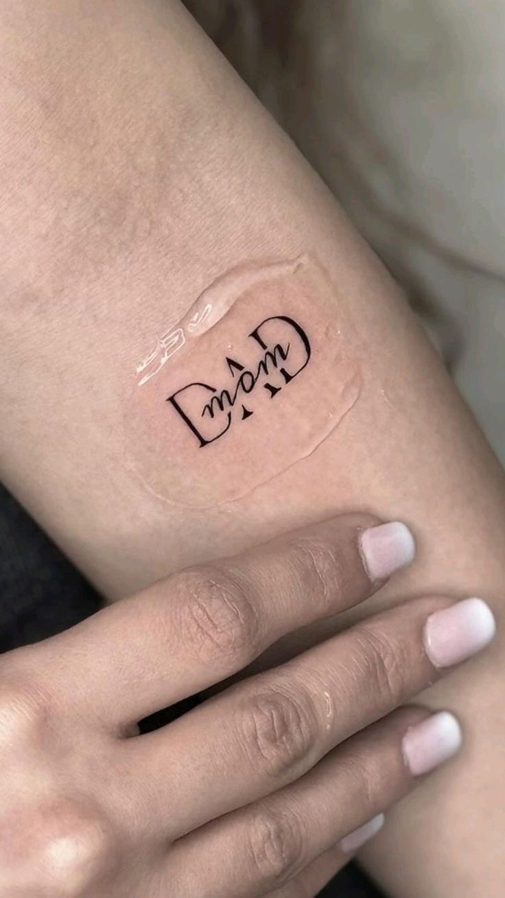 Mom Tattoos Ideas 2025: Fresh Tattoos Ideals of Daughter, Son, Traditional, Simple, and Grief Inkige