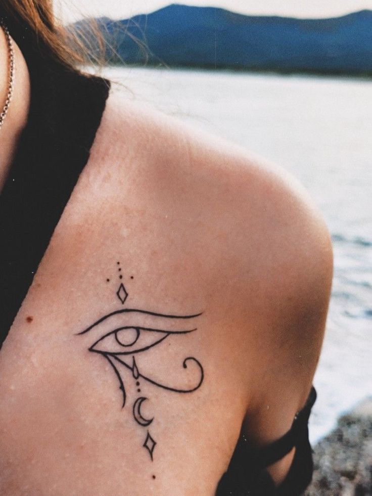 30 Eye of Horus Tattoo Ideas 2025: Design Meaning, Feminine &#038; Men Styles