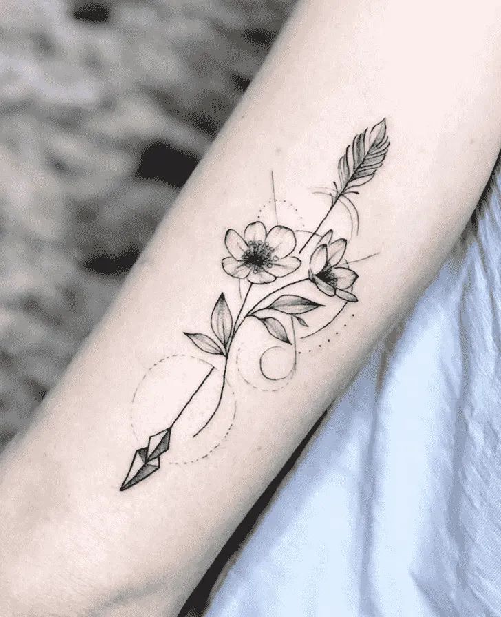 28 Arrow Tattoo Ideas 2025 for Women &#038; Men – Meaningful Designs &#038; Friendship Tattoos