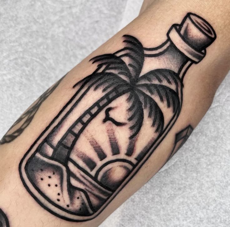 25 Palm Tree Tattoo Ideas 2025 for Women and Men – Minimalist, Traditional, Forearm &#038; Tropical Design Inspiration
