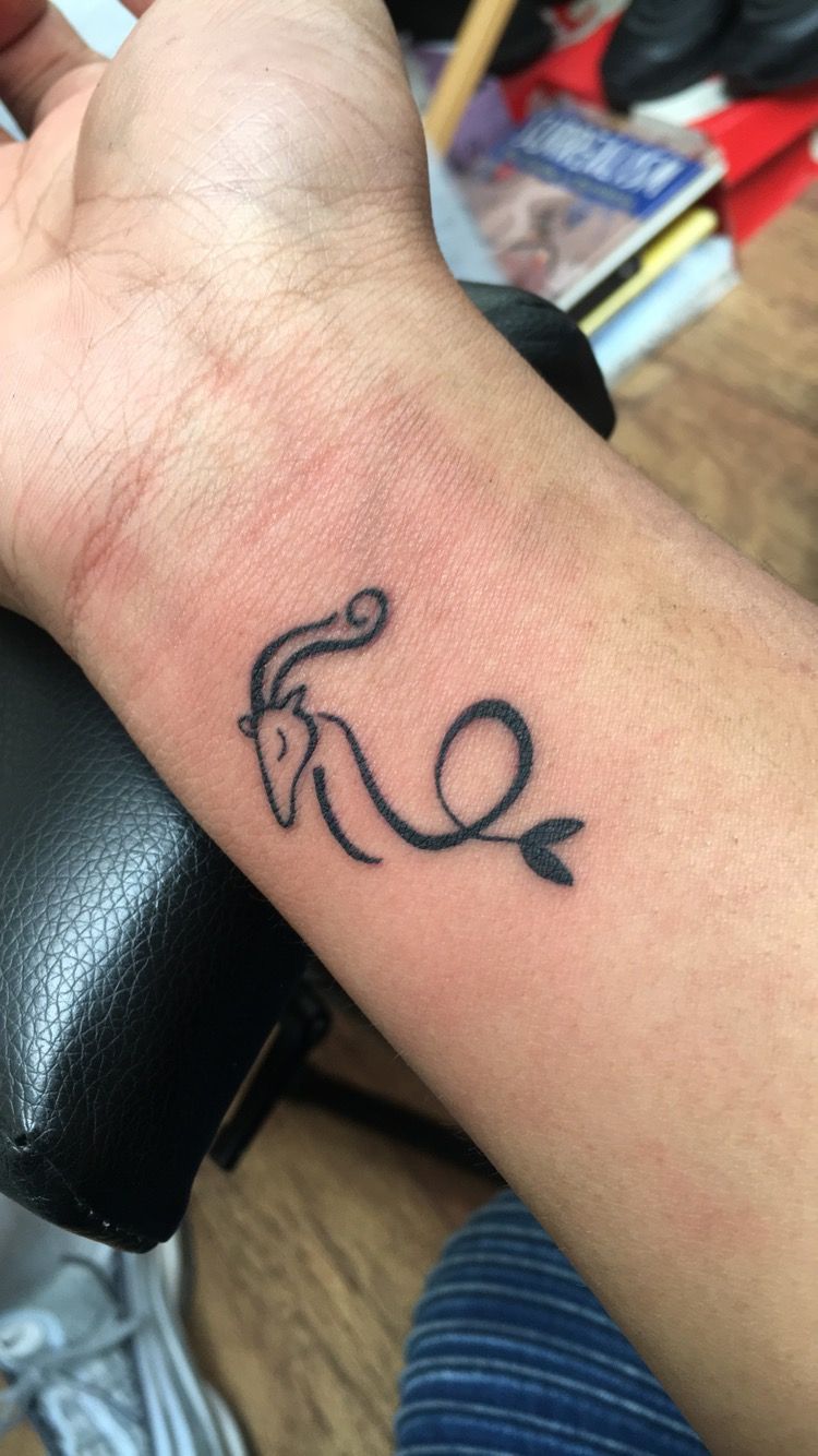 26 Capricorn Tattoo Ideas 2025 That Blend Zodiac Symbolism With Unique Designs