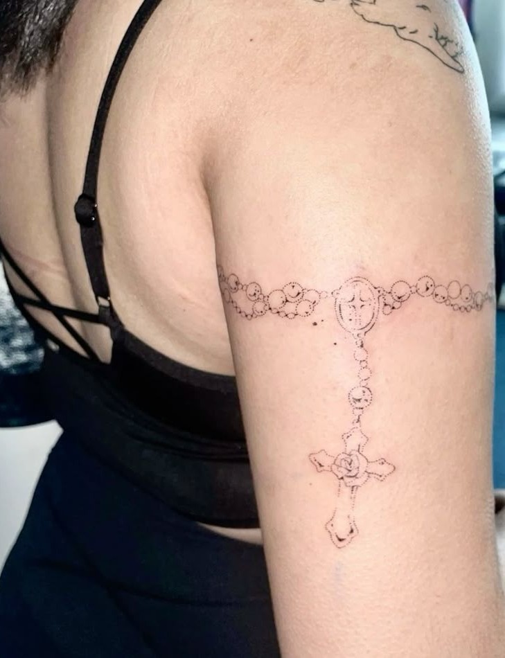 26 Rosary Tattoo Ideas 2025 for Wrist, Hand, Foot, Arm, and Ankle – Women Sleeve &#038; Men Sleeve Styles