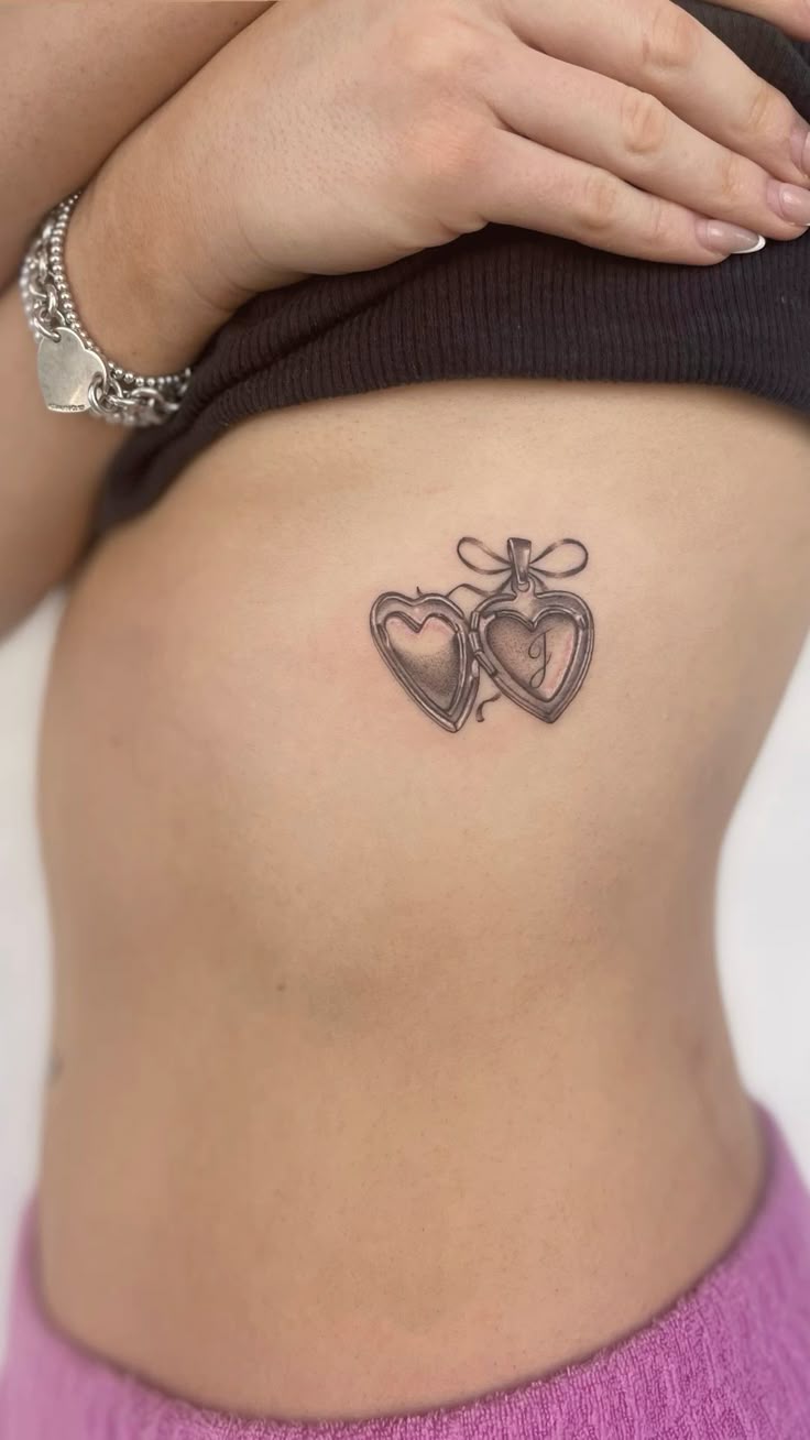 29 Rib Tattoo Ideas 2025 for Women and Guys – Unique Designs