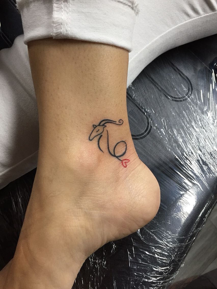 26 Capricorn Tattoo Ideas 2025 That Blend Zodiac Symbolism With Unique Designs