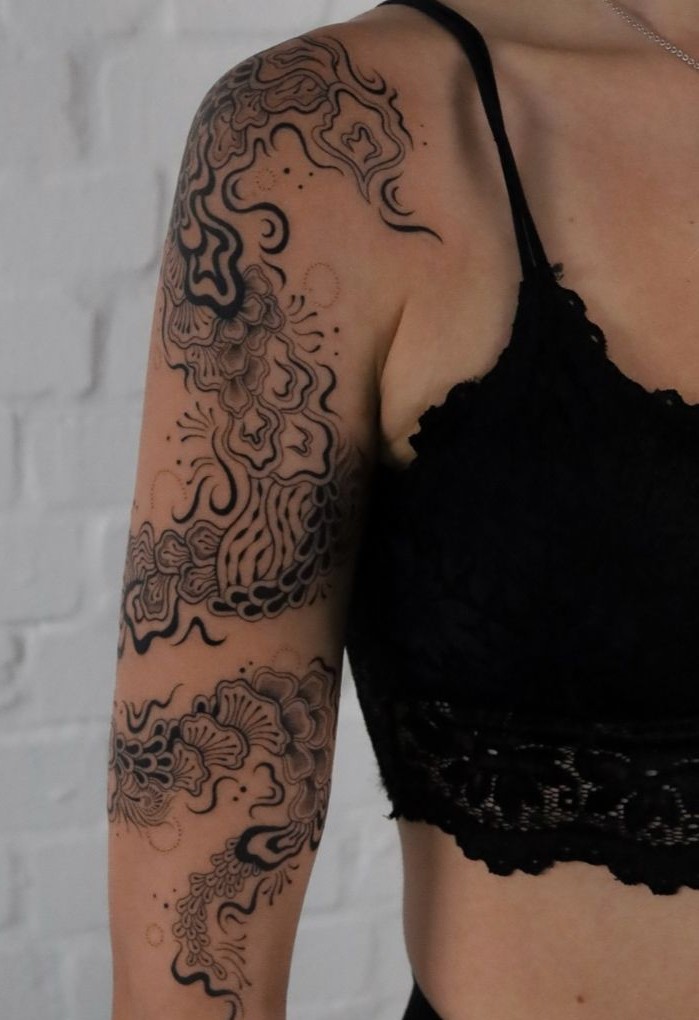 Abstract Tattoo Ideas 2025: 30 Unique Designs, Fineline, Geometric &#038; Black Work Designs