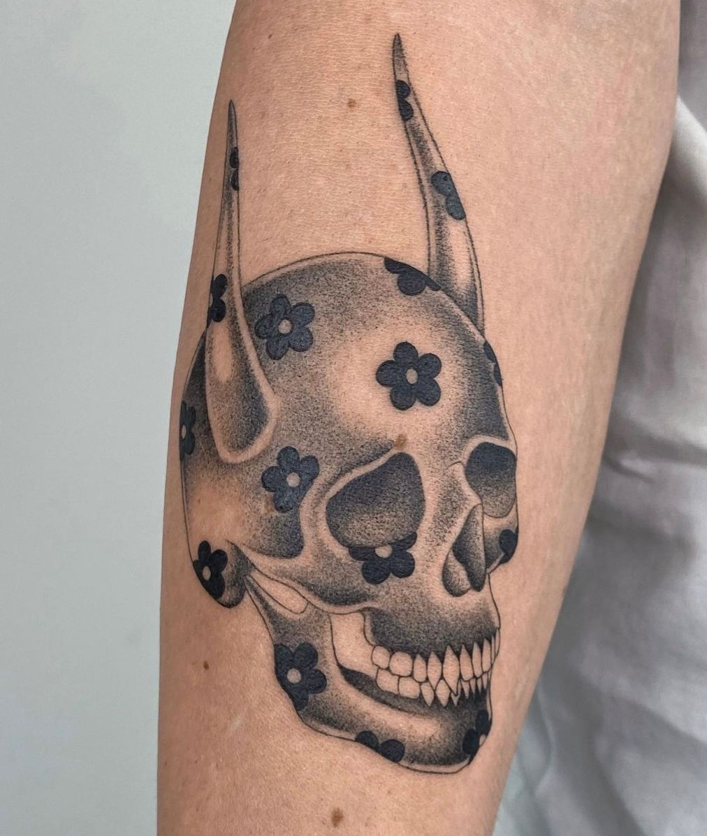 28 Skeleton Tattoo Ideas 2025: Bold, Symbolic Ink That Stands the Test of Time