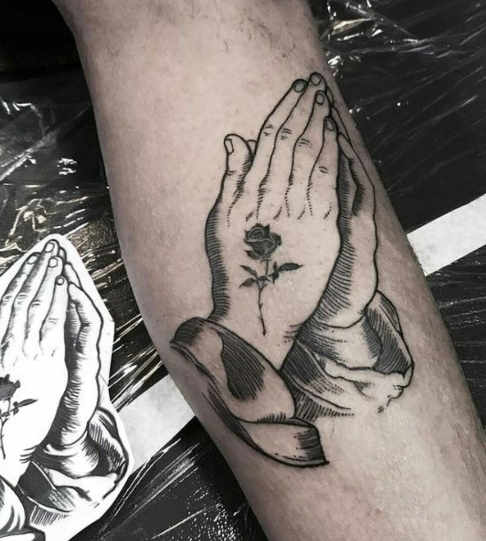 Praying Hands Tattoo Ideas 2025: Rosary, Realism, Shoulder, Chest, Neck, Back and More