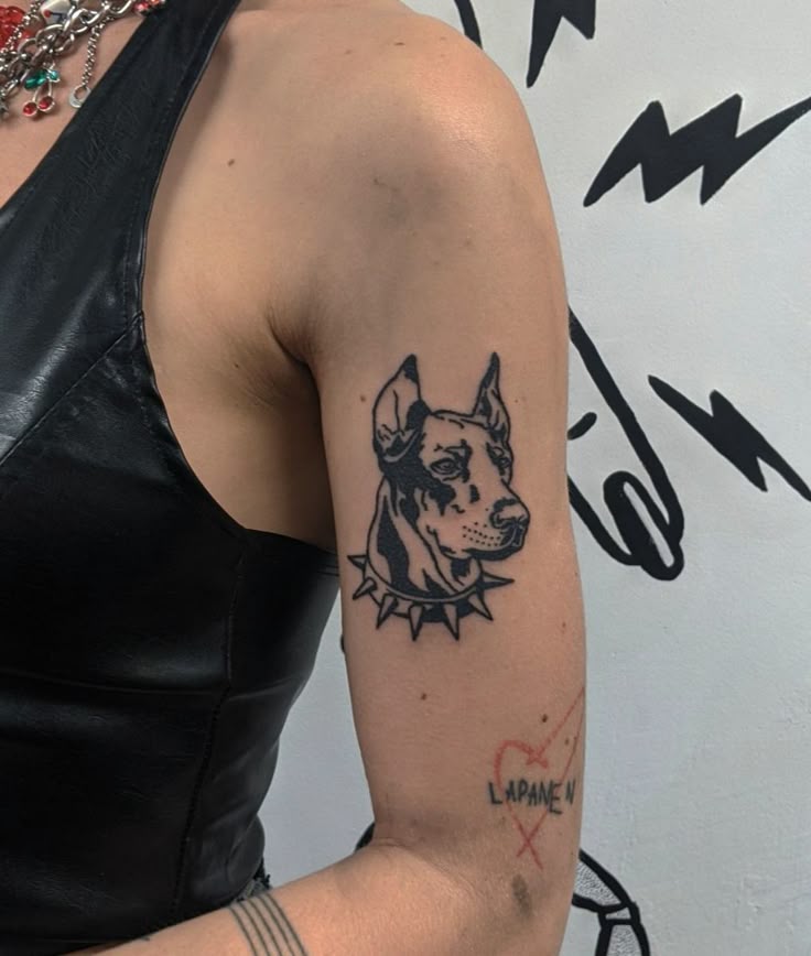 30 Dog Tattoo 2025 Ideas: Minimalist, Memorial, Portrait, Paw Print, Small Meaningful, and Designs
