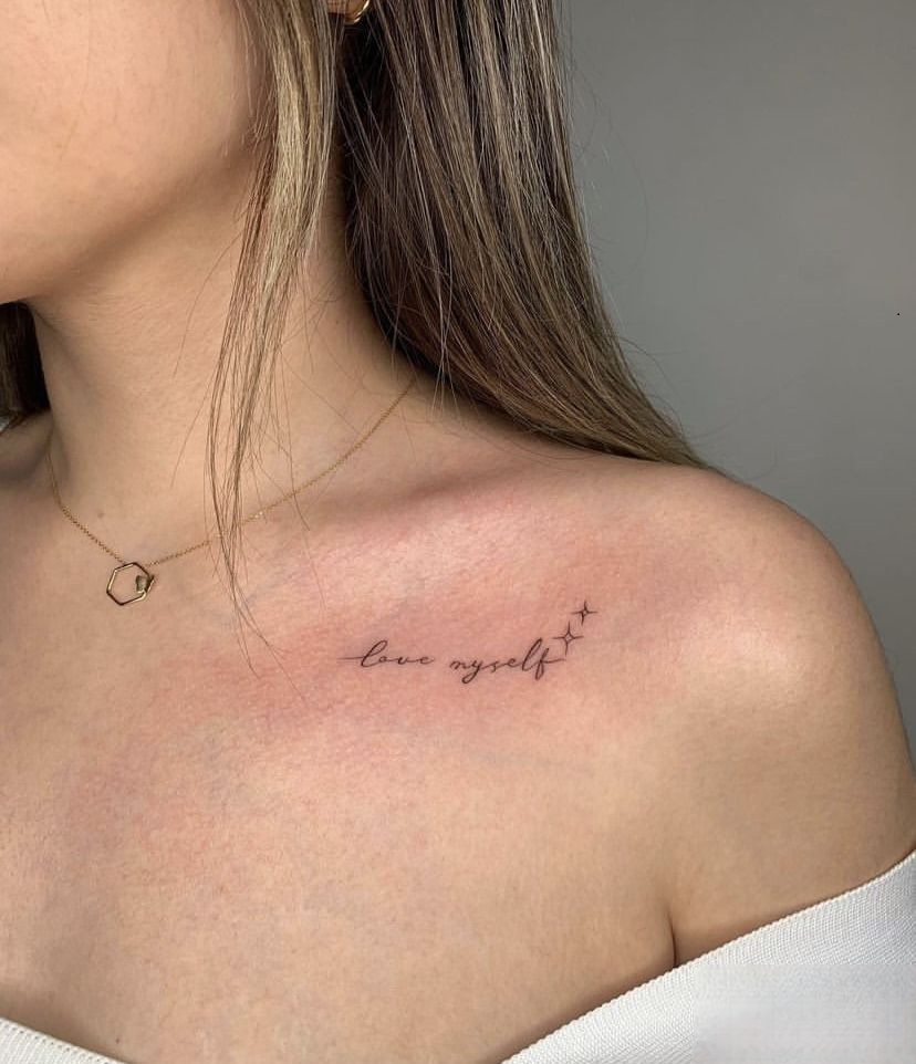 29 Unforgettable Tattoo Ideas 2025: Letras Cursiva, Red Ink, Lower Back, Clavicula, Cuello, and More