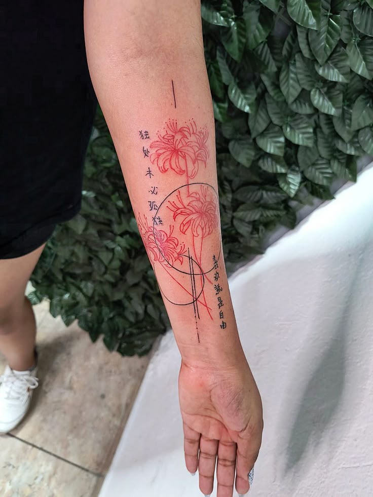 29 Tokyo Ghoul Tattoo Ideas 2025 – Kaneki Designs, Juuzou Ink, Centipede Tattoos, &#038; Spider Lily Florals