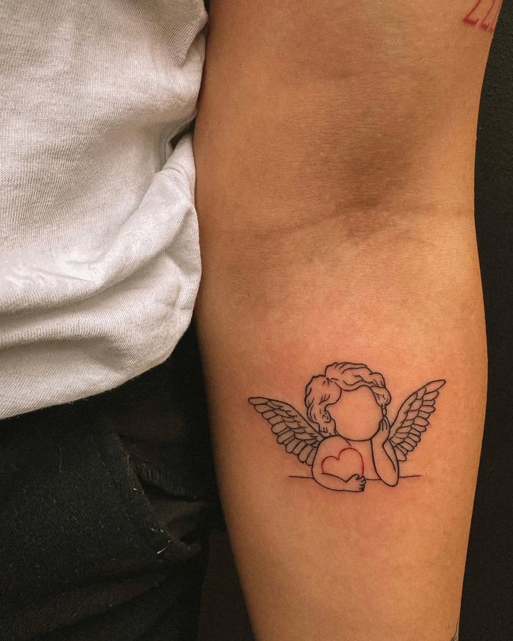 Wings Tattoo 28 Ideas: Stunning Angel, Phoenix, Icarus, Back, Arm &#038; Chest Designs 2025