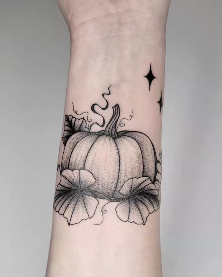 28 Pumpkin Tattoo Ideas 2025 – Cute, Scary, Flash & Traditional Designs