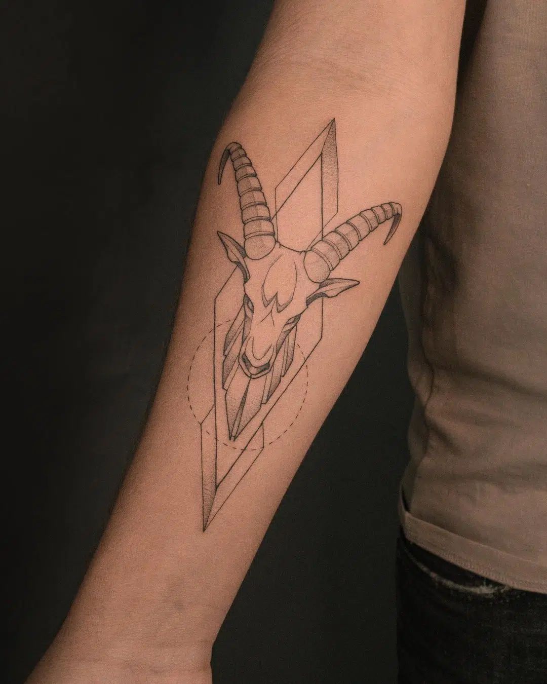 26 Capricorn Tattoo Ideas 2025 That Blend Zodiac Symbolism With Unique Designs