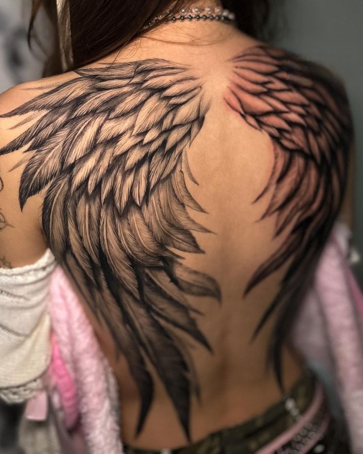 Wings Tattoo 28 Ideas: Stunning Angel, Phoenix, Icarus, Back, Arm &#038; Chest Designs 2025