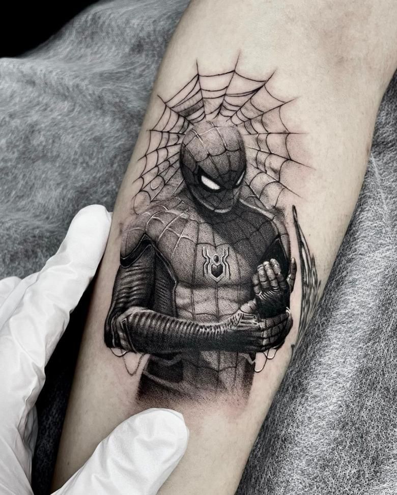 29 Spiderman Tattoo Ideas for Guys 2025 – Best Arm, Leg, Chest, Back, Hand &#038; Sleeve Designs