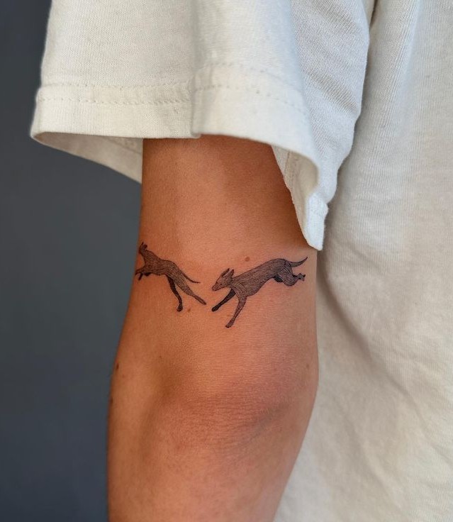 30 Dog Tattoo 2025 Ideas: Minimalist, Memorial, Portrait, Paw Print, Small Meaningful, and Designs