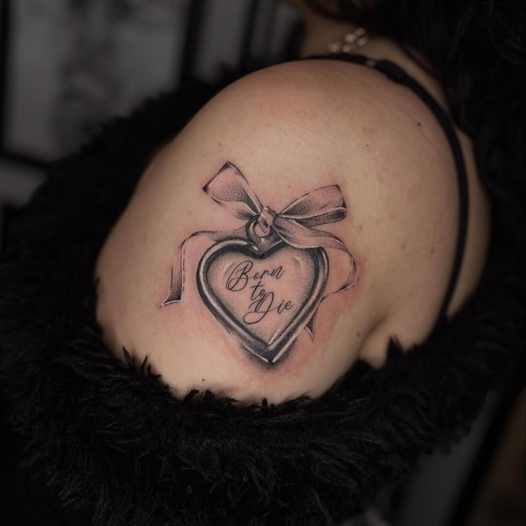 30 Born to Die Tattoo Ideas 2025: Aesthetic Lettering, Stomach and Collarbone Placement