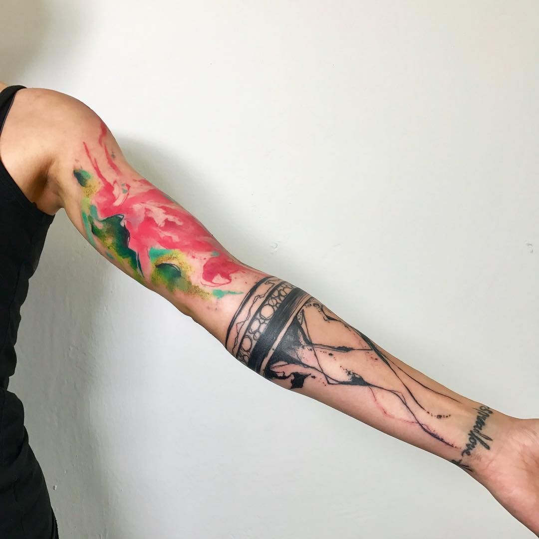 Abstract Tattoo Ideas 2025: 30 Unique Designs, Fineline, Geometric &#038; Black Work Designs