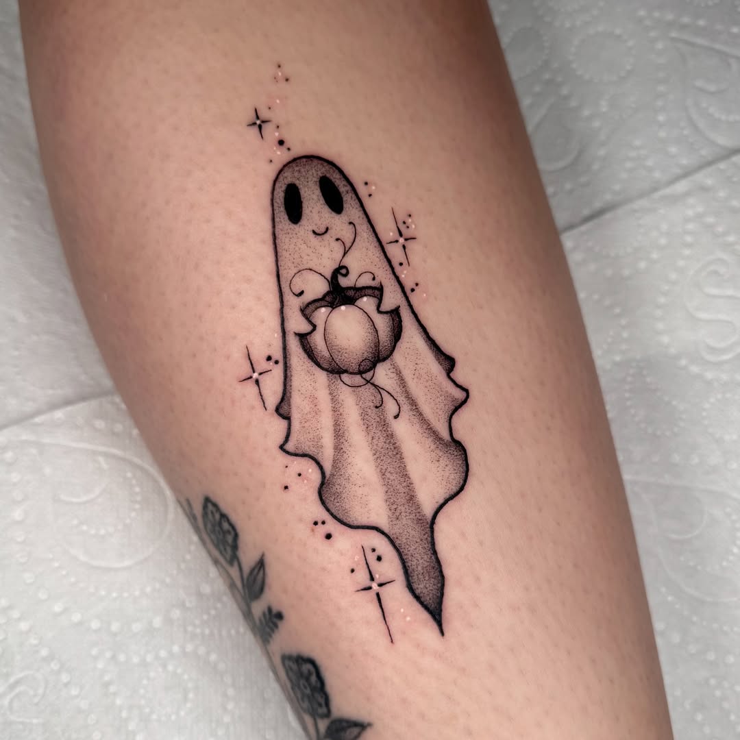 28 Pumpkin Tattoo Ideas 2025 – Cute, Scary, Flash &#038; Traditional Designs