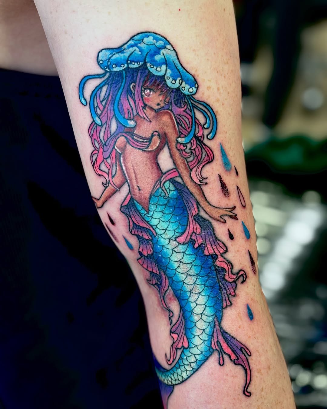 27 Mermaid Tattoo Ideas 2025 With Minimalist, Traditional, Afro, Siren, and Barbie-Inspired Designs