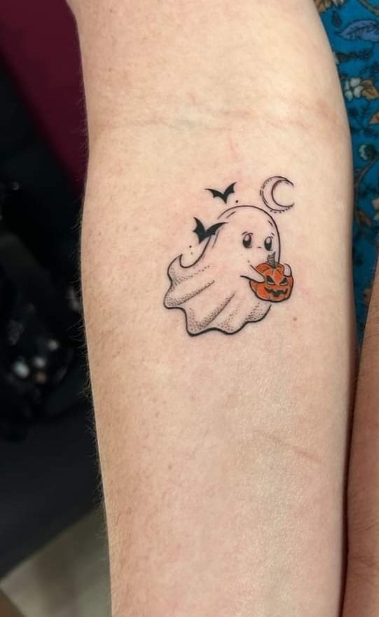 28 Pumpkin Tattoo Ideas 2025 – Cute, Scary, Flash &#038; Traditional Designs