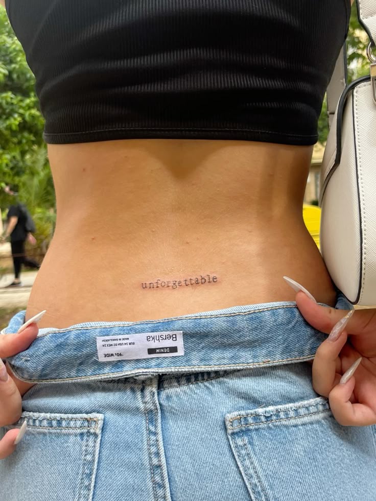 29 Unforgettable Tattoo Ideas 2025: Letras Cursiva, Red Ink, Lower Back, Clavicula, Cuello, and More