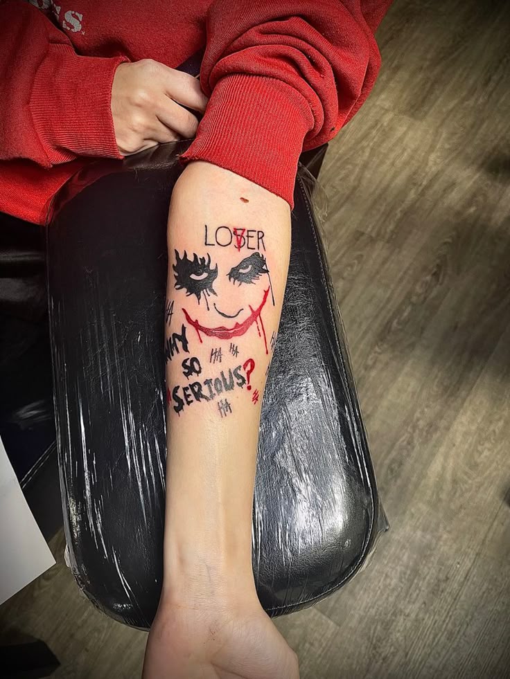 27 Joker Tattoo 2025: Wild Ink, Iconic Chaos &#038; Bold Character Art