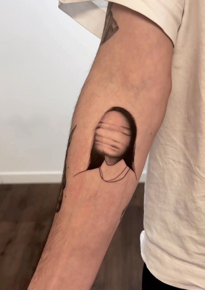Abstract Tattoo Ideas 2025: 30 Unique Designs, Fineline, Geometric &#038; Black Work Designs
