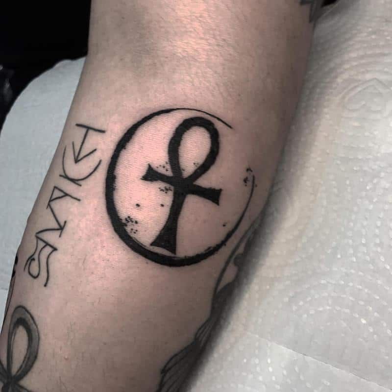 27 Ankh Tattoo Ideas 2025 with Eye of Horus, Spine, Chest, Minimalist Symbolic Ink