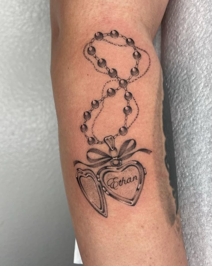 26 Rosary Tattoo Ideas 2025 for Wrist, Hand, Foot, Arm, and Ankle – Women Sleeve &#038; Men Sleeve Styles