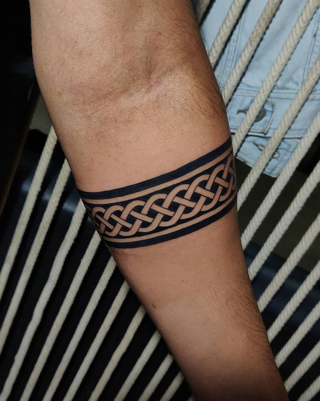 25 Band Tattoo Ideas 2025: Bold Designs for Men and Women, Traditional and Modern Stencil Styles