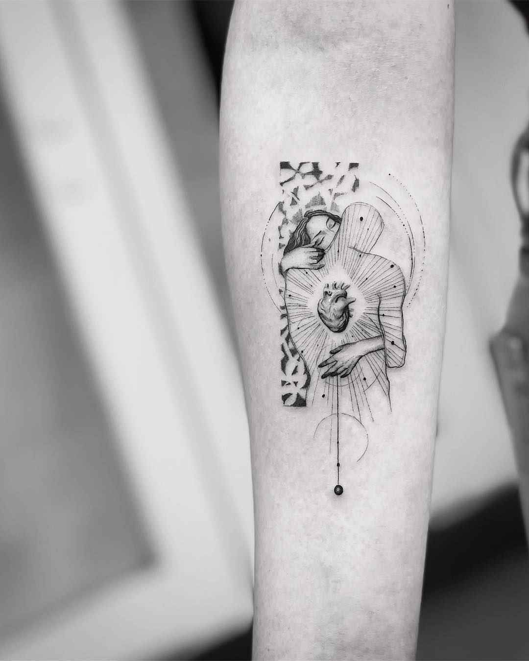 Abstract Tattoo Ideas 2025: 30 Unique Designs, Fineline, Geometric &#038; Black Work Designs
