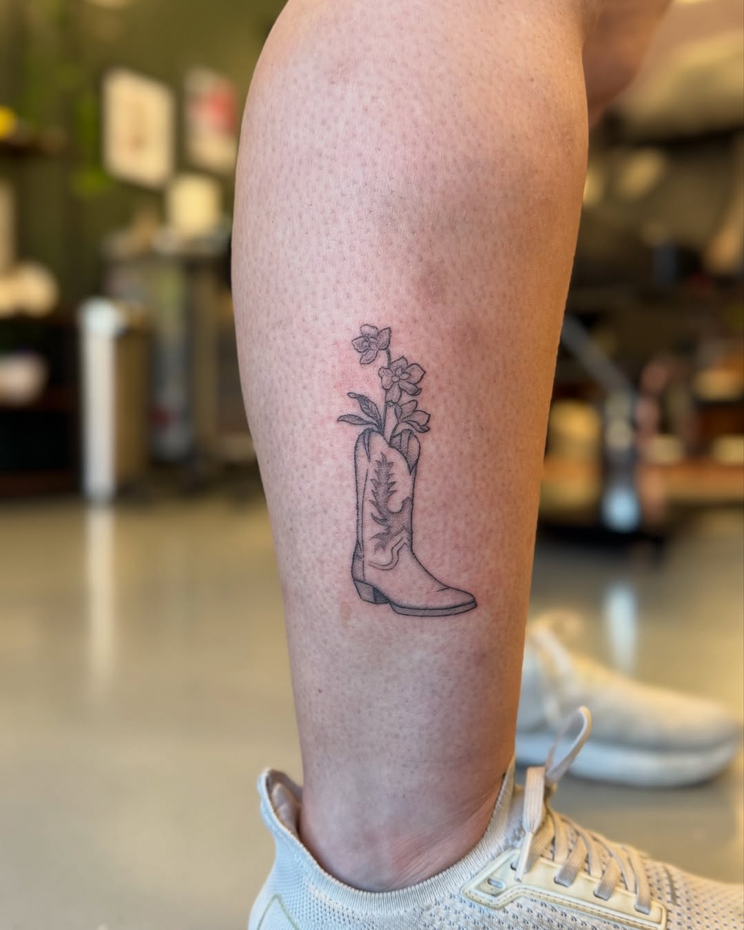 26 Taylor Swift Tattoo Ideas 2025: Lyrics, Fine Line, Matching &#038; More for Swifties