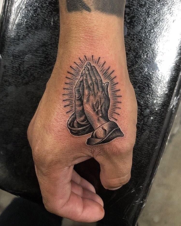 Praying Hands Tattoo Ideas 2025: Rosary, Realism, Shoulder, Chest, Neck, Back and More