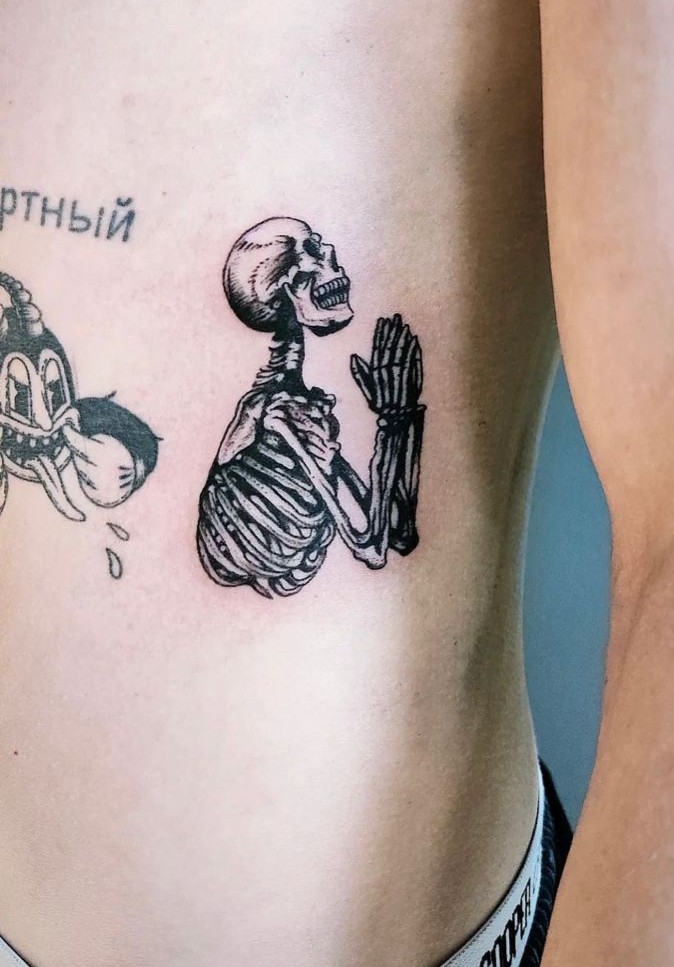 25 G59 Tattoos 2025: Skull, Skeleton Hand, Barbed Wire, Ruby, $B, Lyrics, Stencil Tattoo Ideas