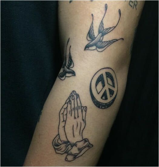 Praying Hands Tattoo Ideas 2025: Rosary, Realism, Shoulder, Chest, Neck, Back and More