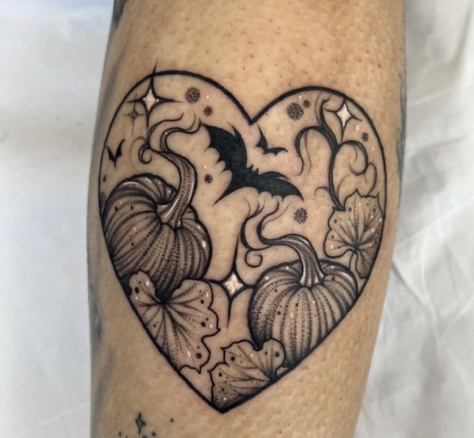 28 Pumpkin Tattoo Ideas 2025 – Cute, Scary, Flash &#038; Traditional Designs