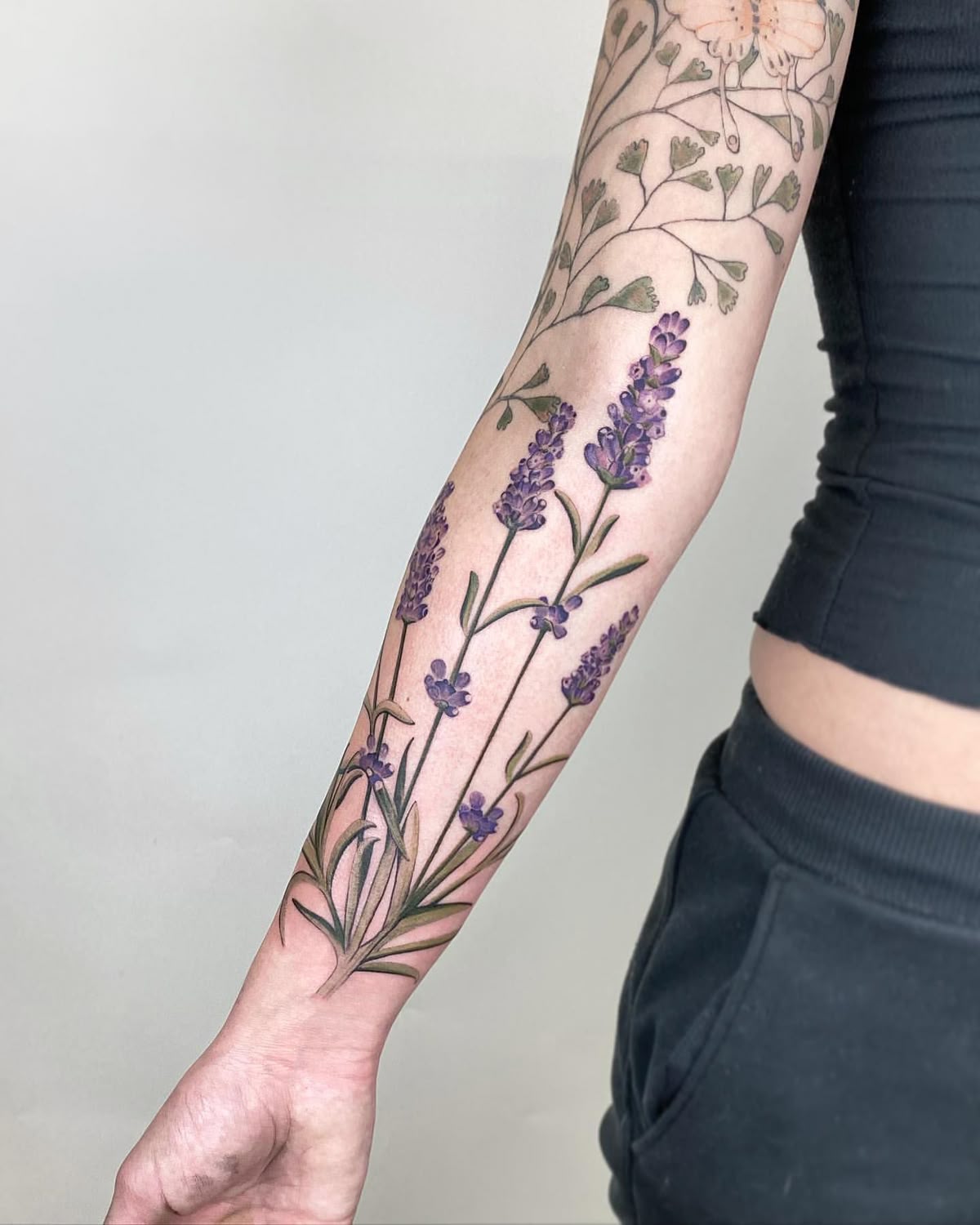 27 Lavender Tattoo Ideas 2025: Fine Line, Bee, Rosemary, Black and Grey, Minimalist, Men and Women