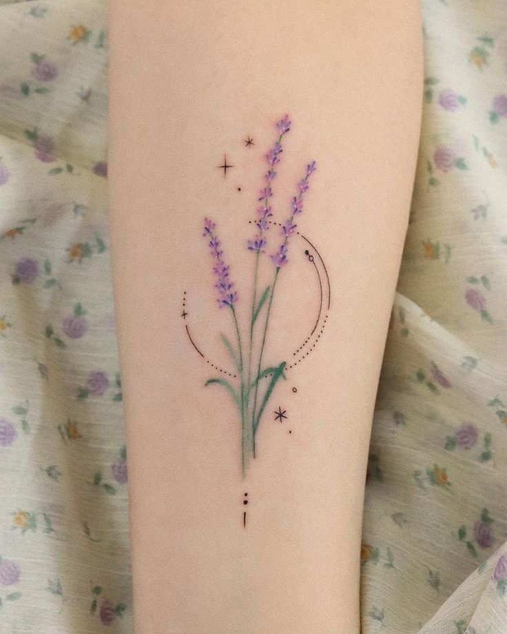 27 Lavender Tattoo Ideas 2025: Fine Line, Bee, Rosemary, Black and Grey, Minimalist, Men and Women