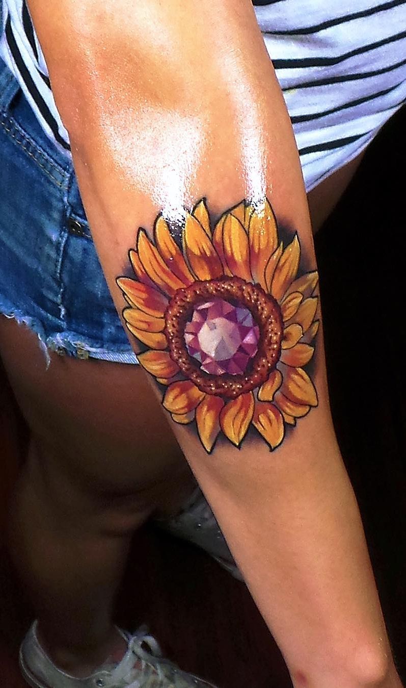 30 Diamond Tattoo Ideas 2025 for Men and Women With Meaningful Designs