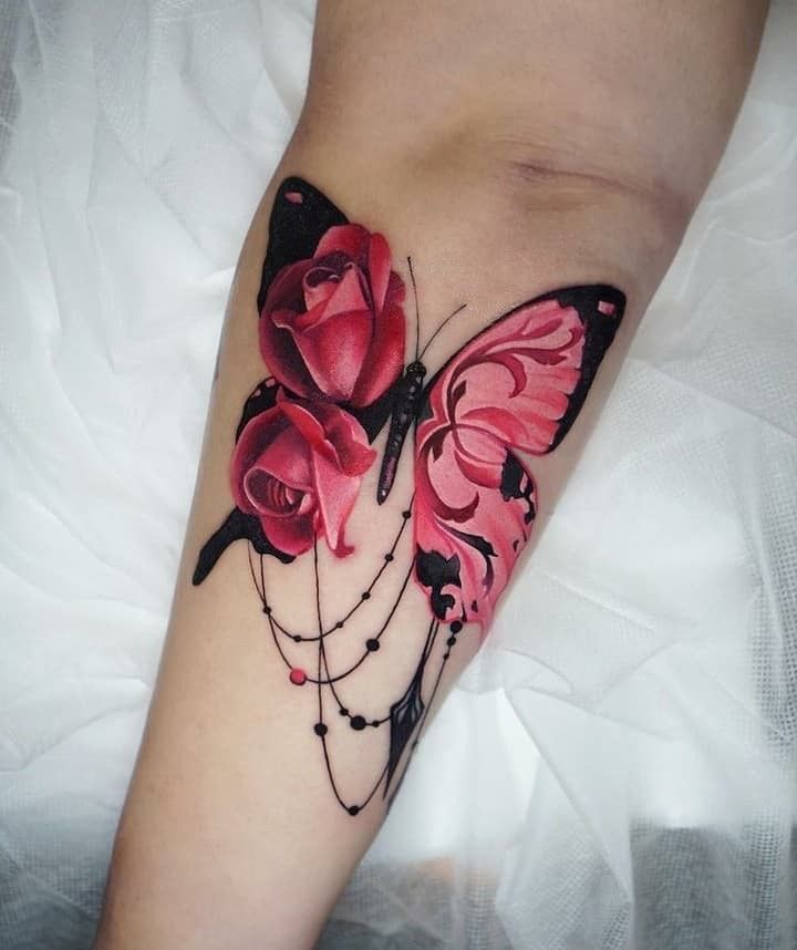 29 Butterfly Hand Tattoo Ideas Full of Meaning and Style