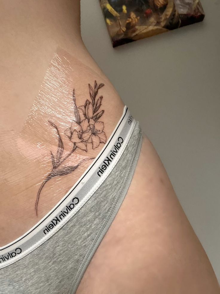 25 Gladiolus Tattoo Ideas with Simple Designs, Fine Line, Color and More