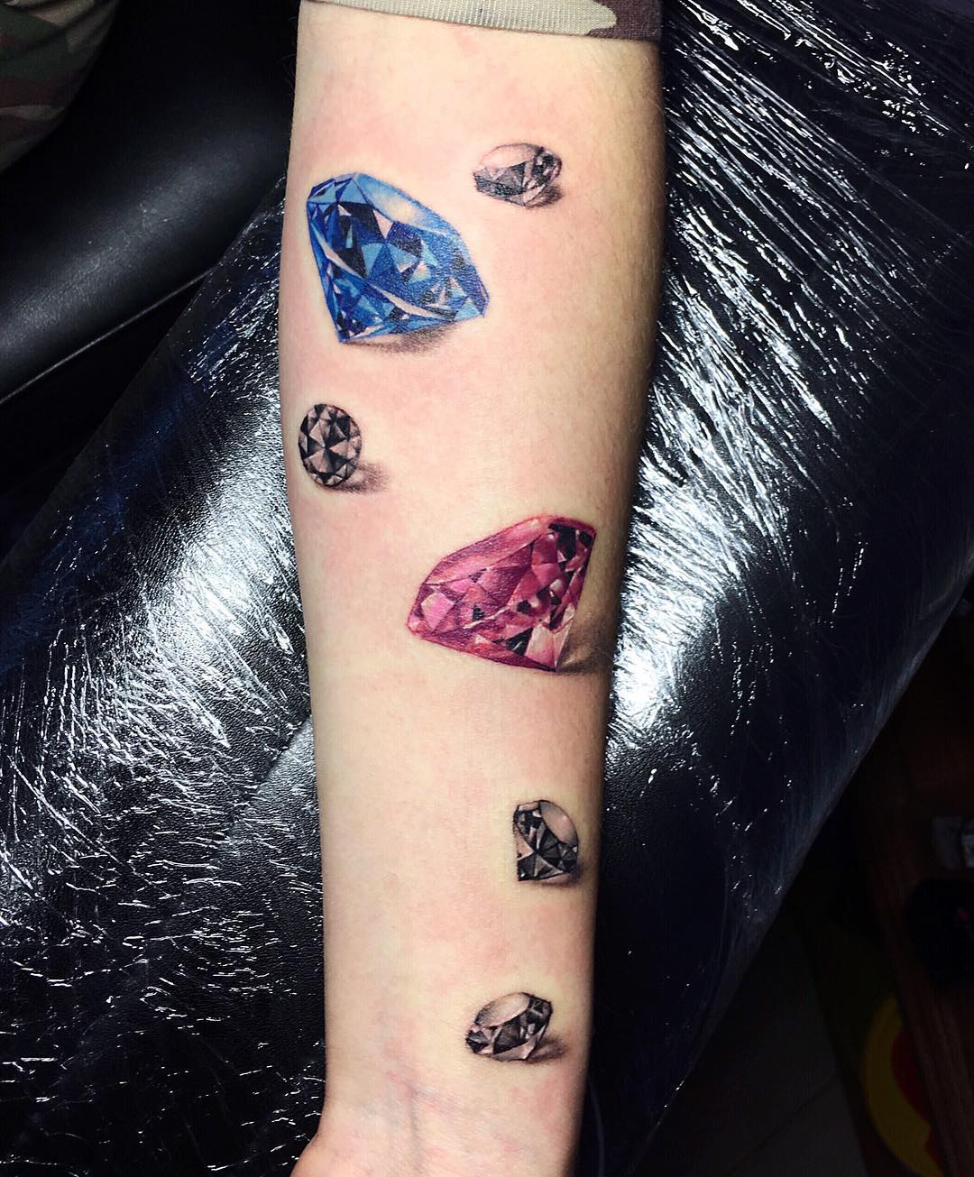30 Diamond Tattoo Ideas 2025 for Men and Women With Meaningful Designs