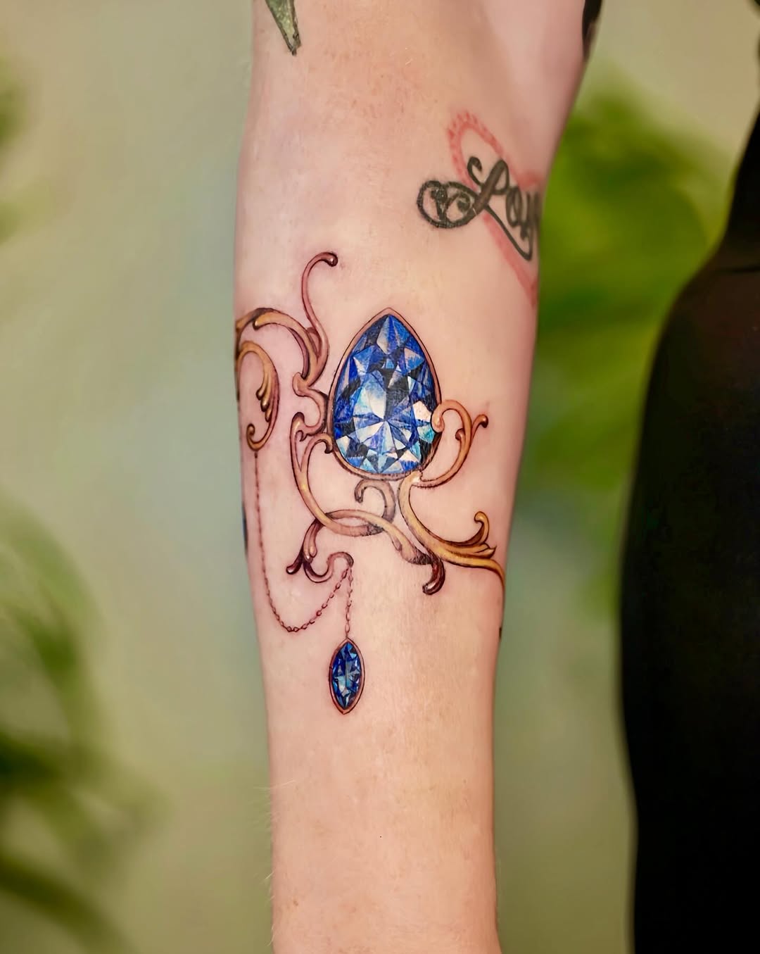 30 Diamond Tattoo Ideas 2025 for Men and Women With Meaningful Designs