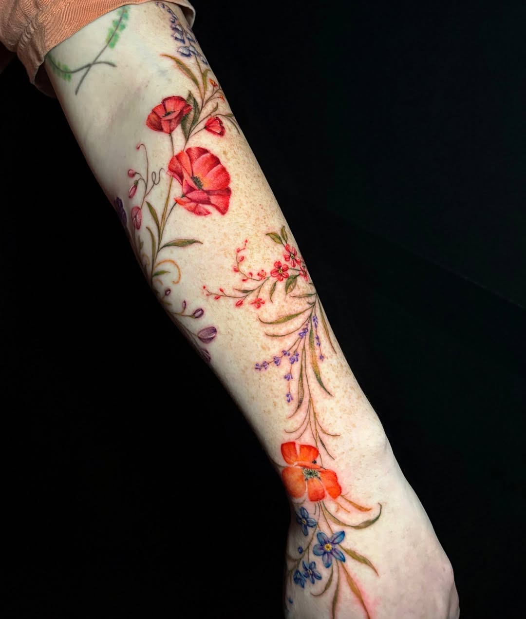 25 Vine Tattoo Designs for Women and Men – Sleeve, Arm, Shoulder, Traditional, Wrap Around Ideas