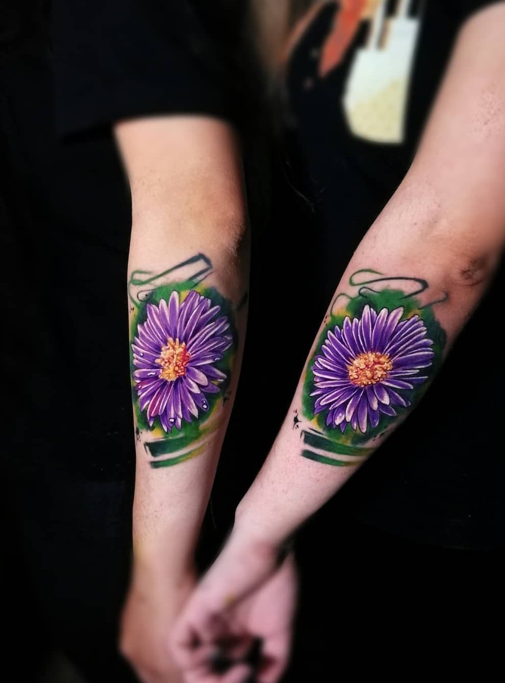 25 September Birth Flower Tattoo Ideas 2025: Aster Designs with Name, Color, Spine, and Memorial Ink Styles