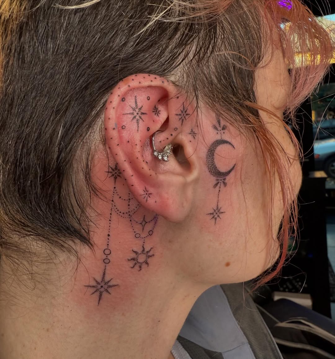 28 Ear Tattoo Ideas for Women and Men with Piercings – Inner, Behind, Side, Fine Line, Flowers, Mandala, Moon, Rose, Cross, Stars, Spider Web